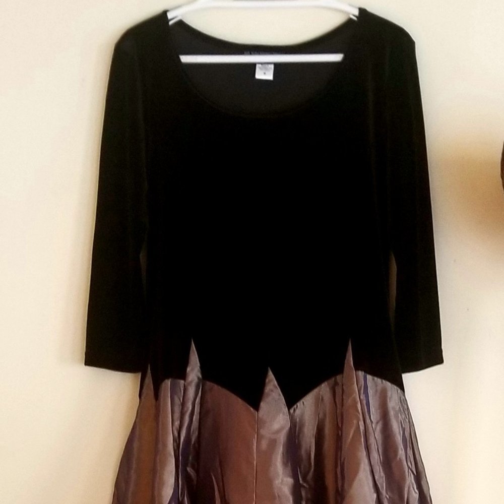 Formal Dress - Picture 2 of 2